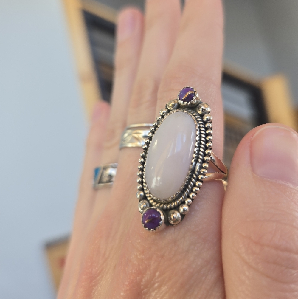 Pink Conch Sterling Ring - Picture 2 of 6